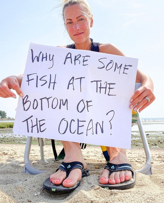 Lindsay-Czarniak-Feet-6004839