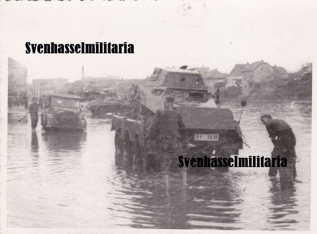 Panzer Elitedivision Ostrfront - Tank Panzerspähwagen 8Rad   Num