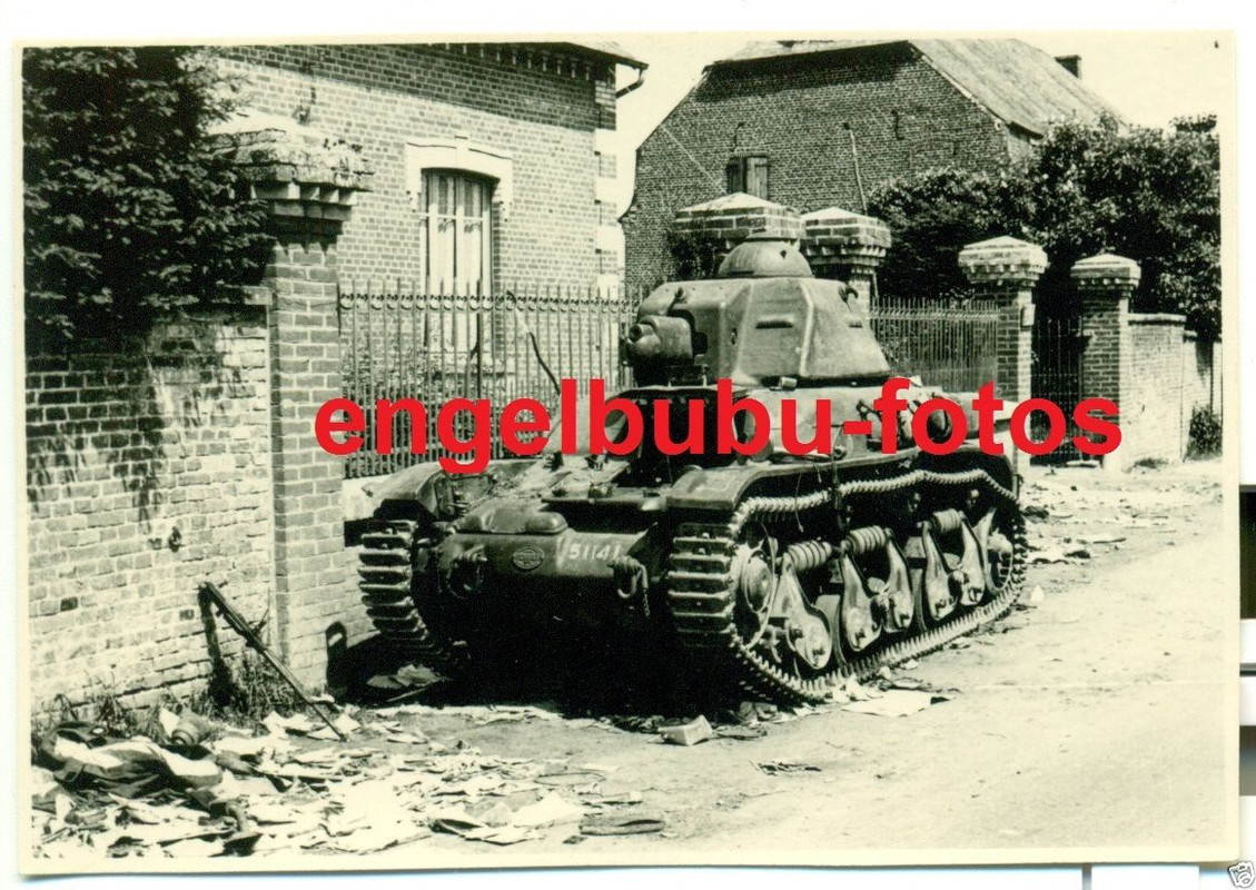 Französischer Renault-Panzer mit Nummer 51141 - 