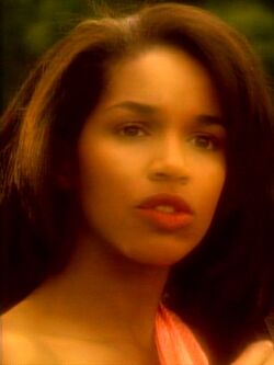 Jennifer-Sisko-Wurmlochwesen.jpg