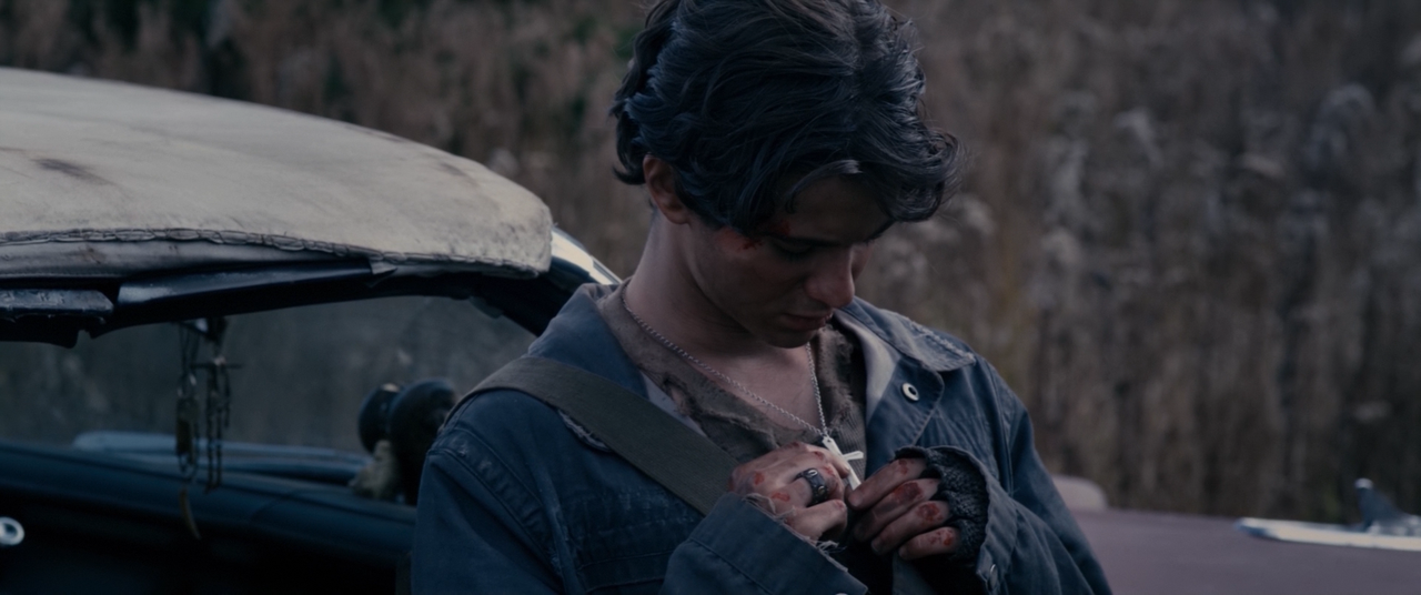 Земля вампиров (2010) BDRip 1080p054607