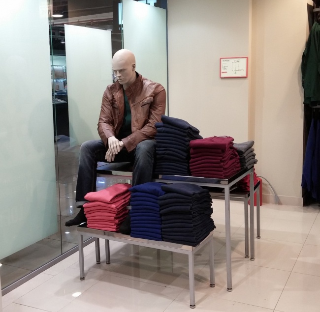 18 фееричных манекенов, которые просто не дадут вам пройти мимо