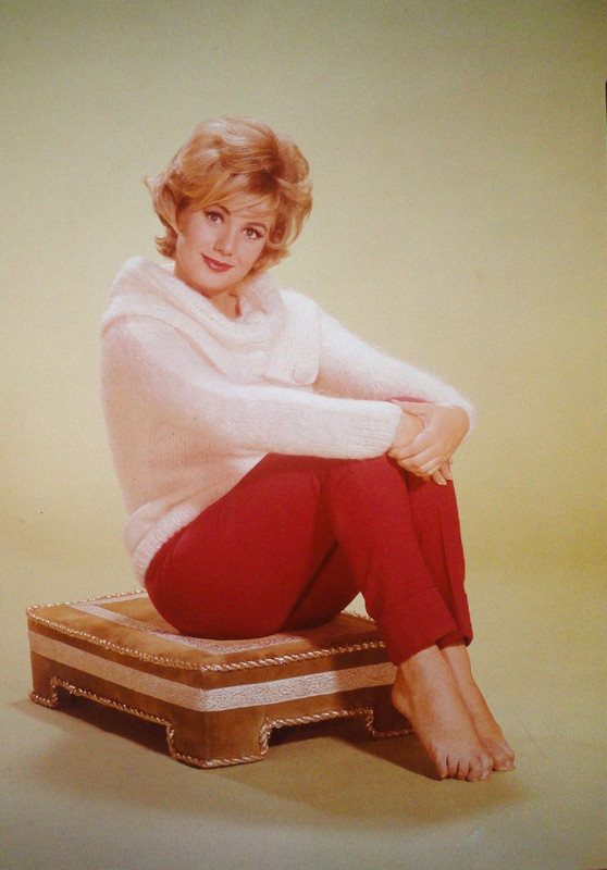 shirley_jones_ma72
