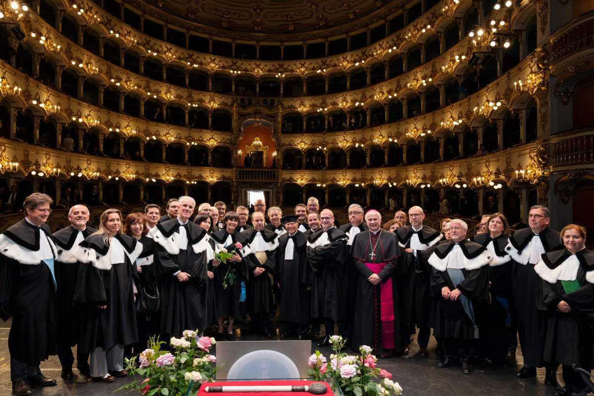 Giorgio Armani, le foto del conferimento della laurea honoris causa