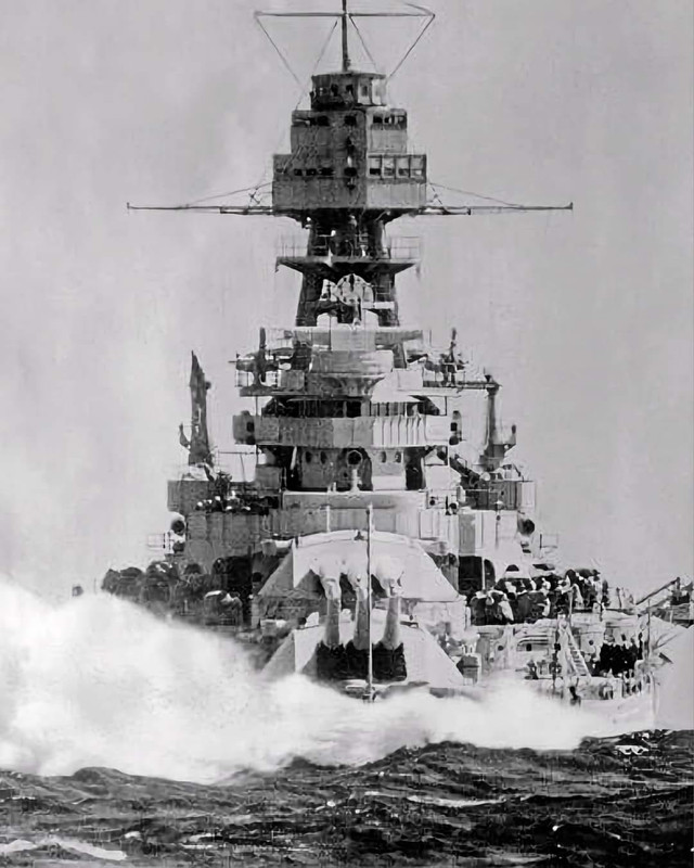 USS-Arizona-BB-39-at-sea-Circa-1930.jpg
