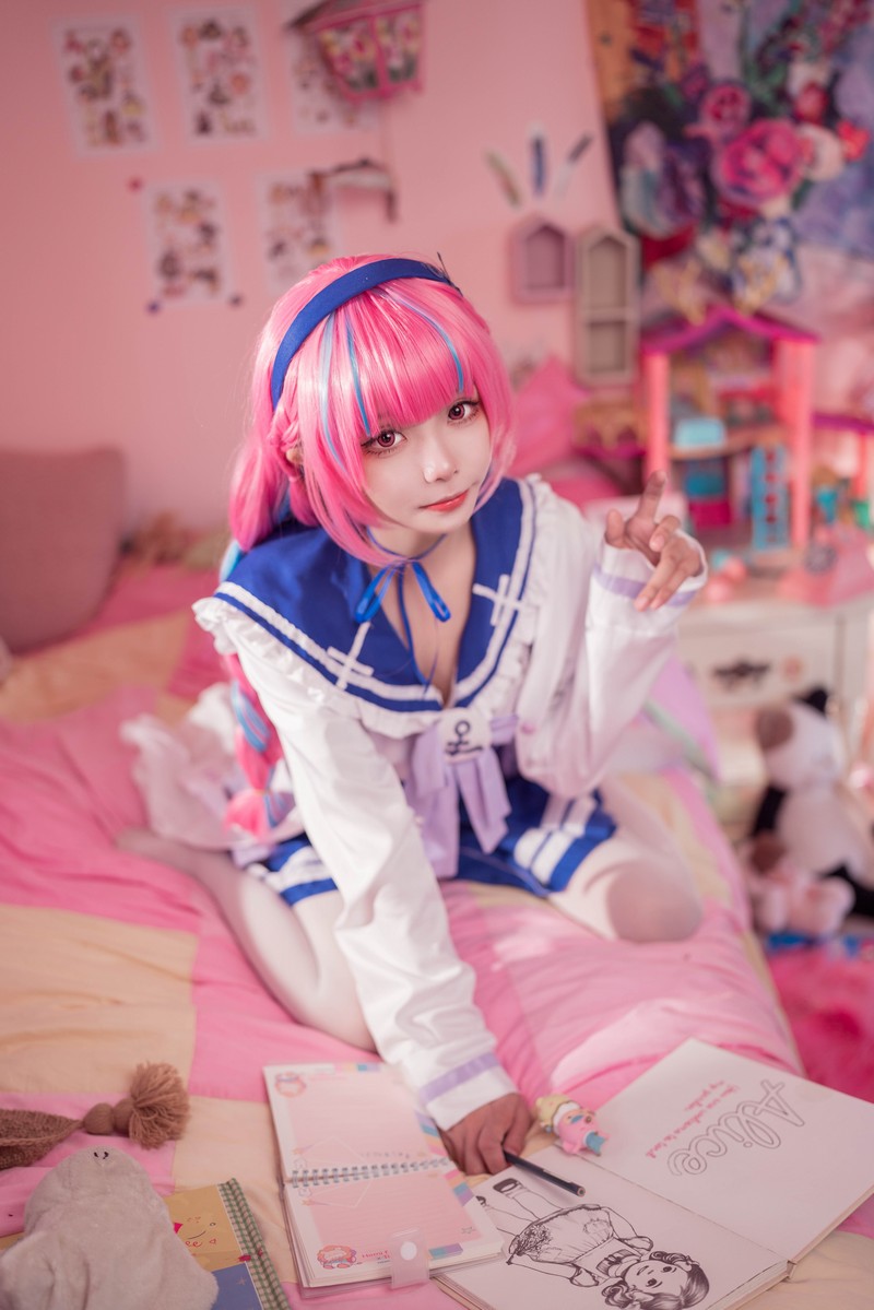 艾西Aiwest 湊阿库娅私服Cosplay写真图集 虚拟主播高清美图 55P (274.4M)插图3