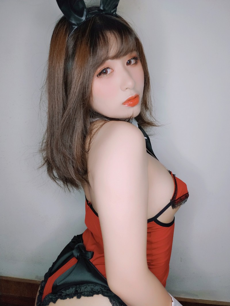 柘烟Zuken 双节限定兔女郎 Cosplay 高清写真【100P + 1V｜604MB】插图6