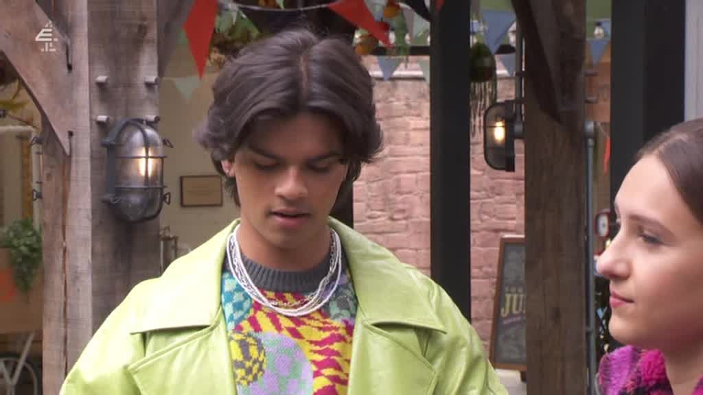 [Image: 0cscn3vov2y6.jpg]