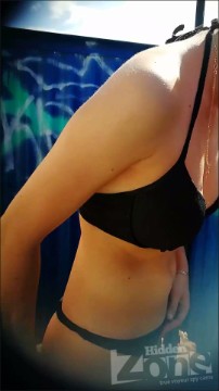 [Image: Voyeur40935124229.jpg]