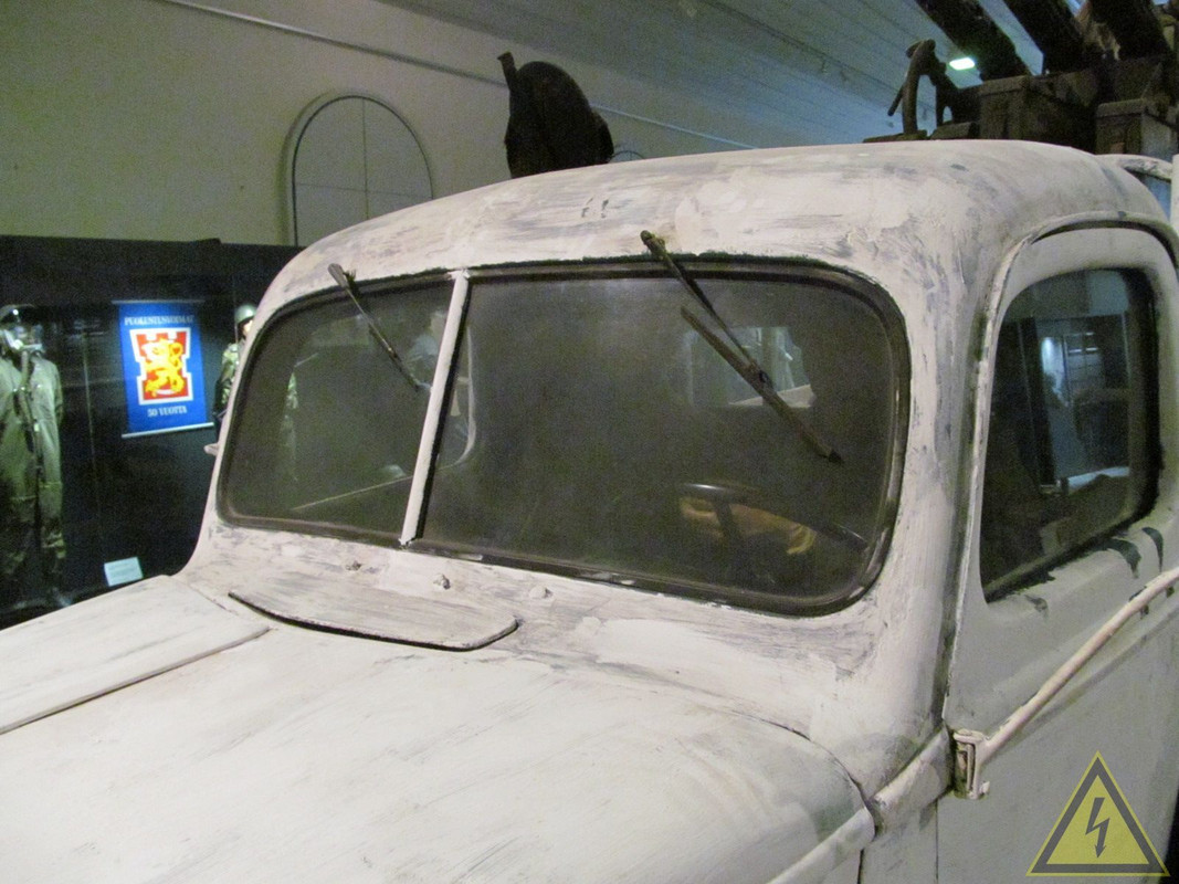 Ford_V8_Helsinki_029