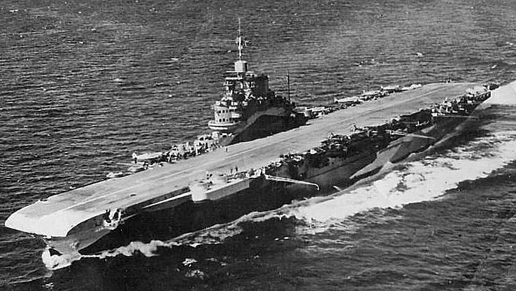 YOU-ONLY-LIVE-TWICE-HMS-FORMIDABLE-FOTOR.jpg