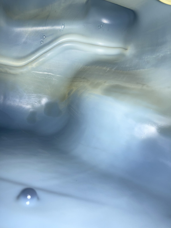 A881C0D9-4740-41CA-9BF7-3994588E8C6A