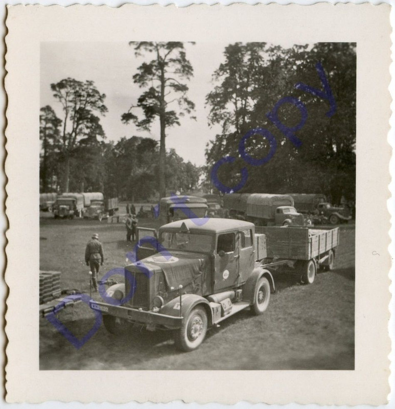 2 zusammengehörige Fotos Hanomag (vermutlich) SS