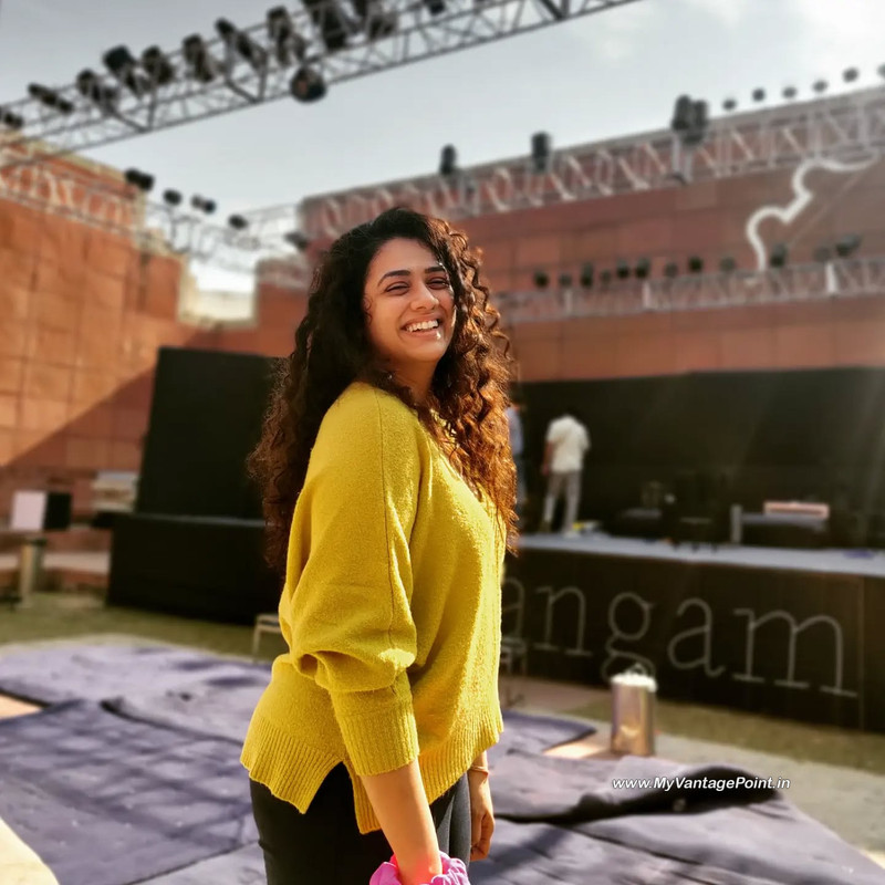 20-Mobile-Wallpaper-Photos-of-Girija-Oak-Godbole-My-Vantage-Point