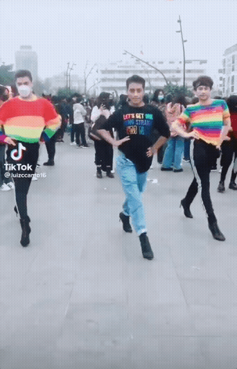 20220626-231838.gif