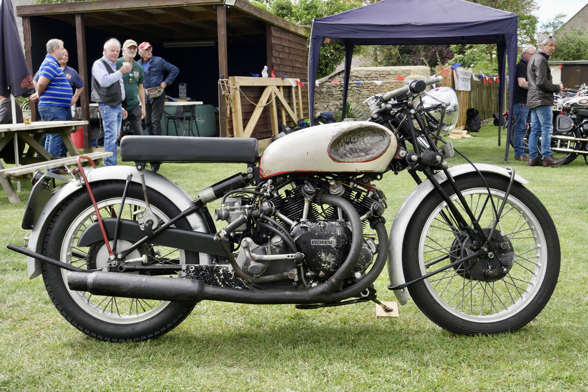 4DD23280-942E-4172-96AC-84C7F8C90196