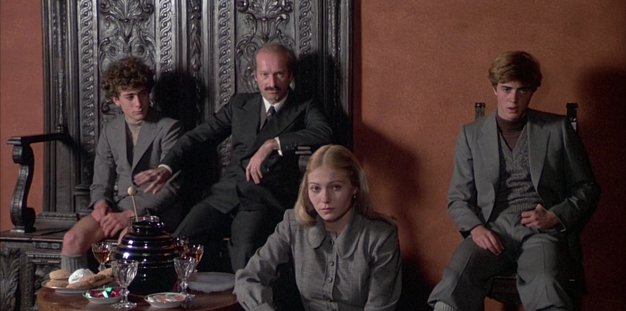 Salò, or the 120 Days of Sodom Movie Screenshot