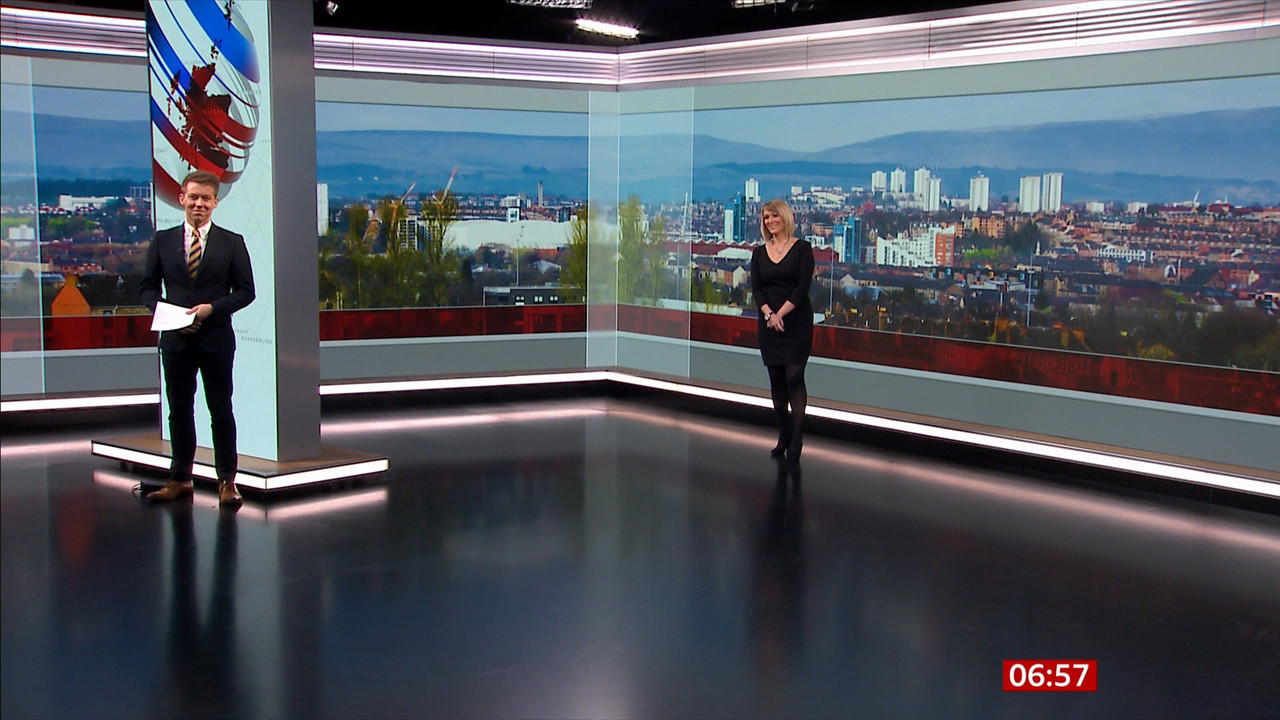 11.30 - 06.00.01 - Breakfast. The latest news, sport, business and we....ts_snapshot_08.08.276