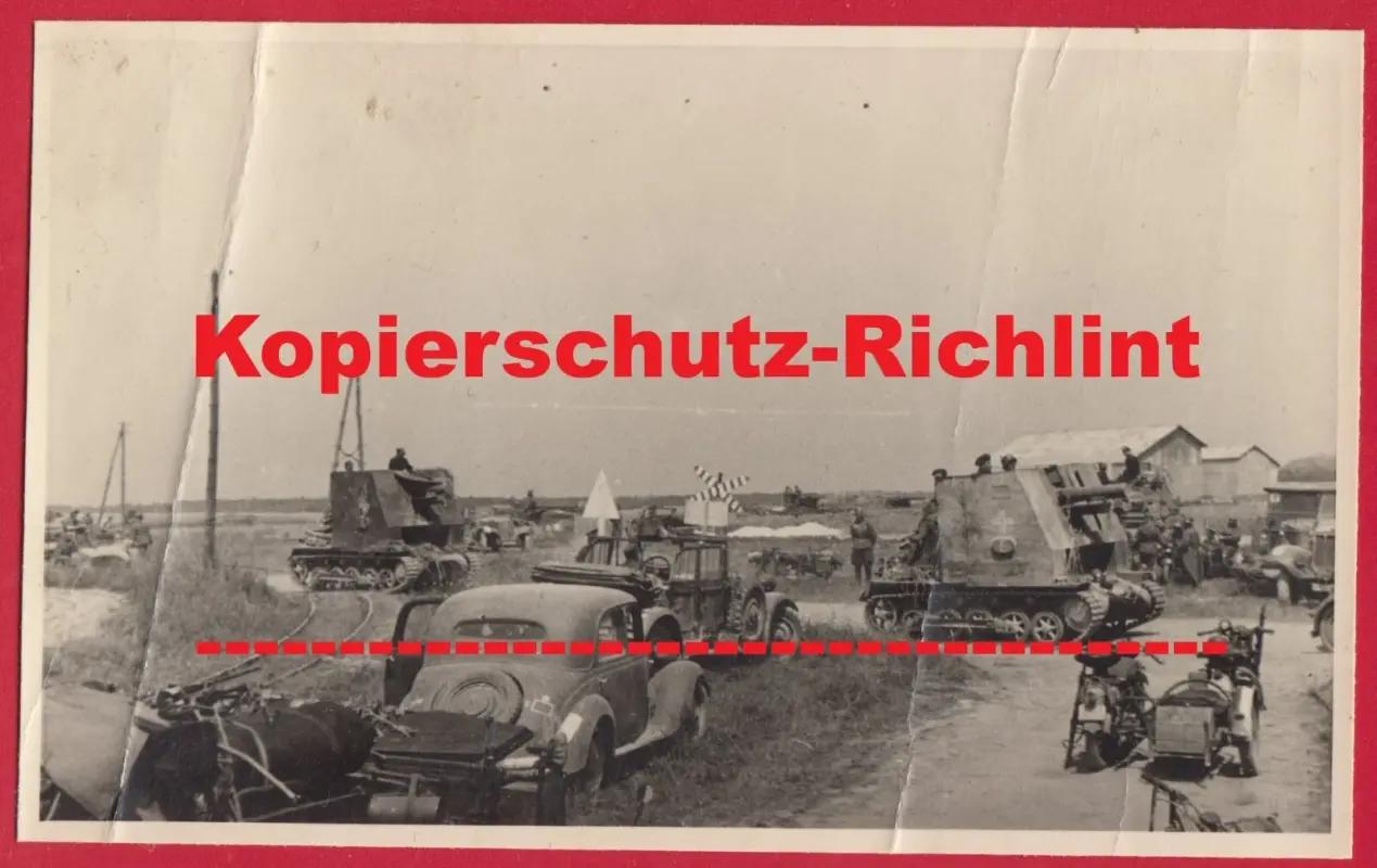 org. Foto- Wehrmacht Ostfront Panzer Sturmpanzer I SFL Kübelwagen PKW Motorrad