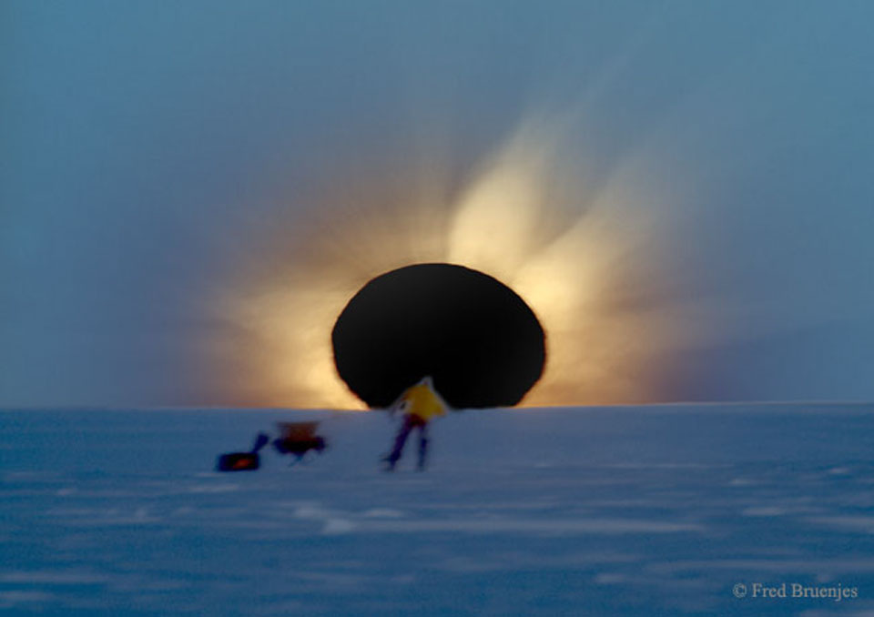 Antarctic-Eclipse-bruenjes-960