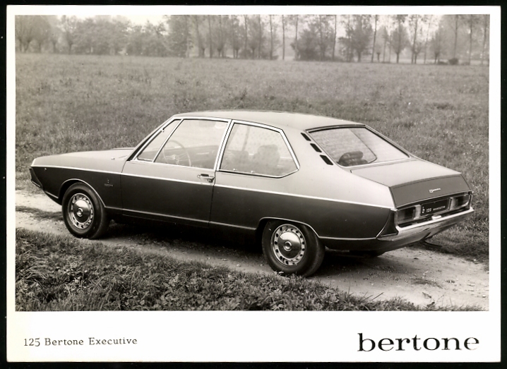 Fotografie Auto Fiat 125 Bertone Executive Carrozzeria Bertone