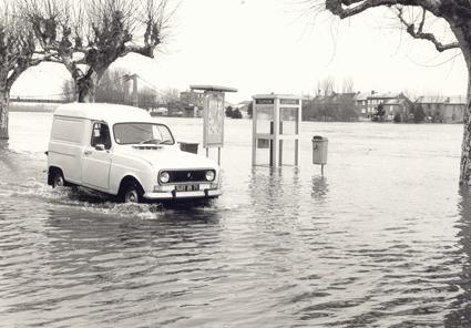 1982_inondation_4l