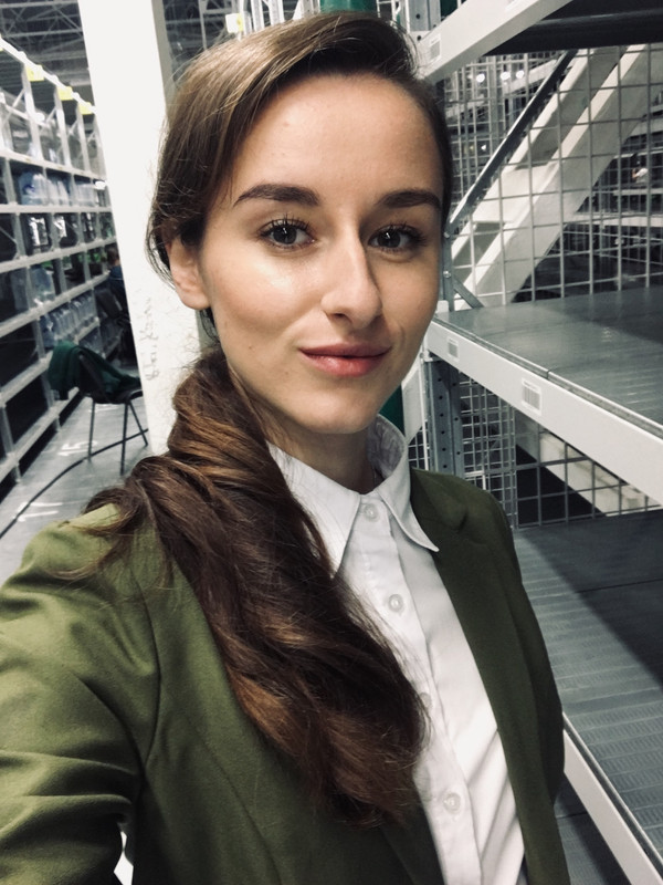 EB51DFD0-5511-4B02-941F-49ED3FA8ACF3