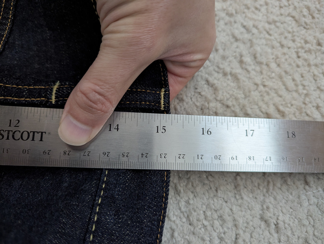 PXL_20241214_224538009