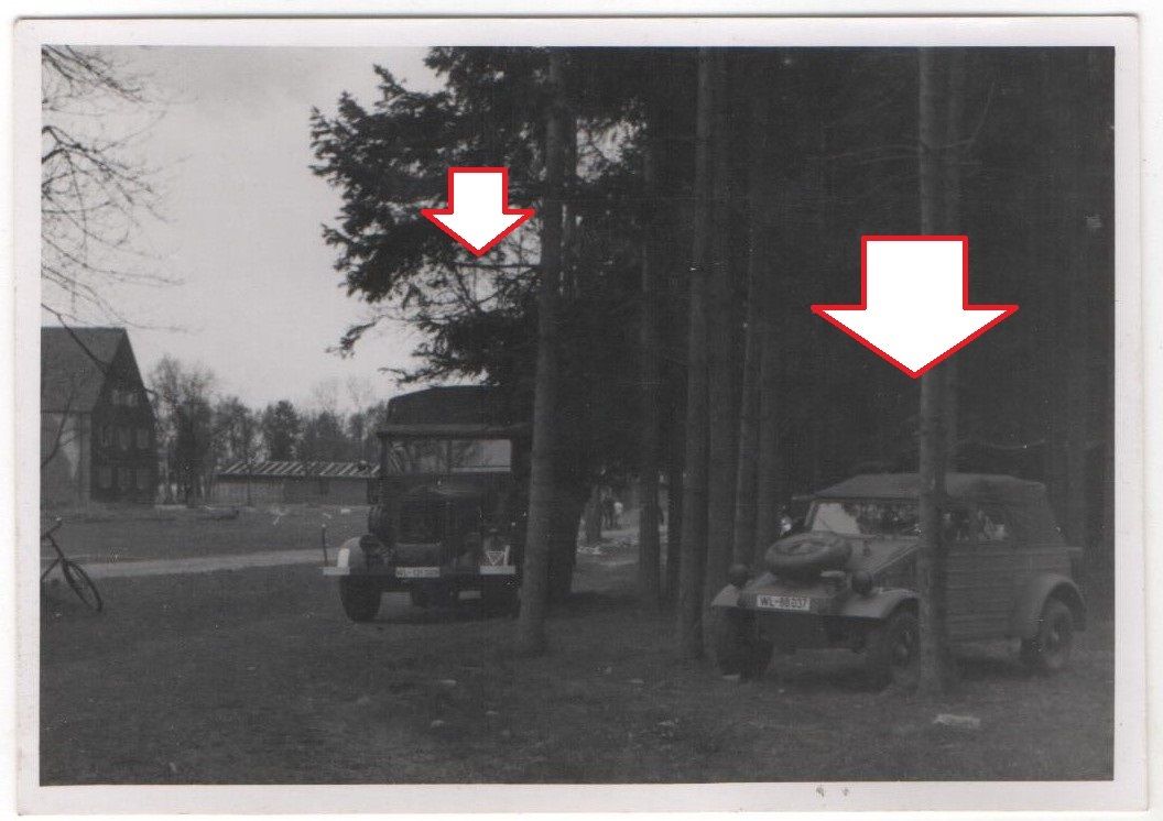 Foto 2.WK WW2 Technik Fahrzeuge Kübelwagen LKW