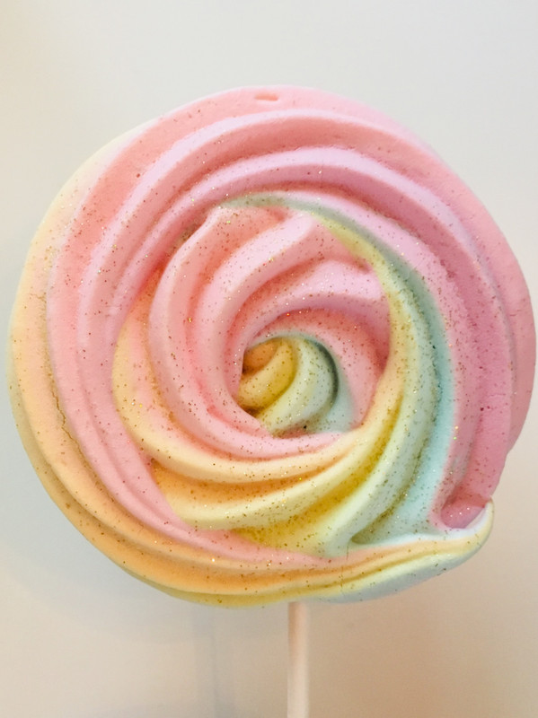 8EFAFBD9-D787-4EB2-9AD8-09F97756336D