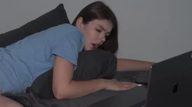 PornForce – Princess Alice – Netflix & Chill