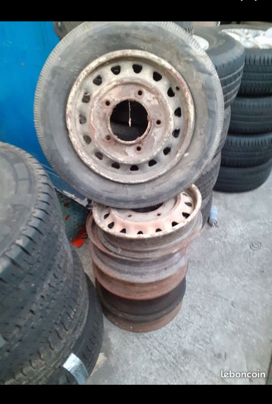 4AA34EA1-51BB-4DC7-B08D-3C27DBB67E7B