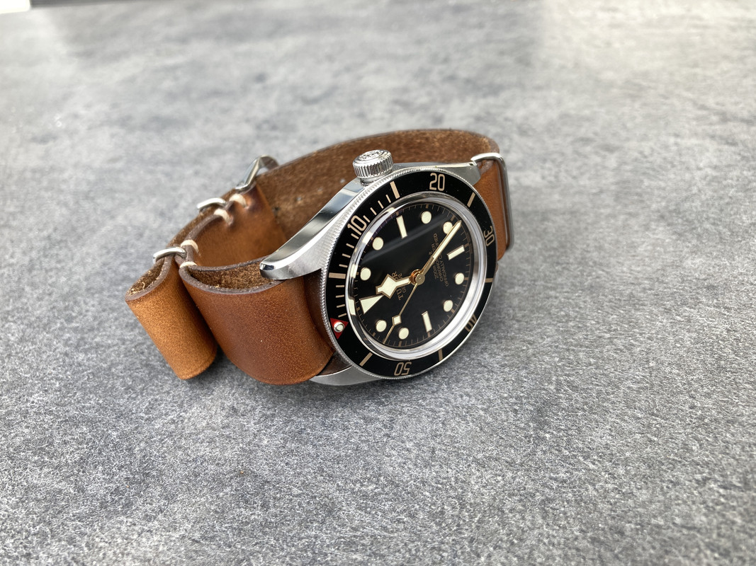 275A6680-D6A5-4640-9774-F2A1592E894D