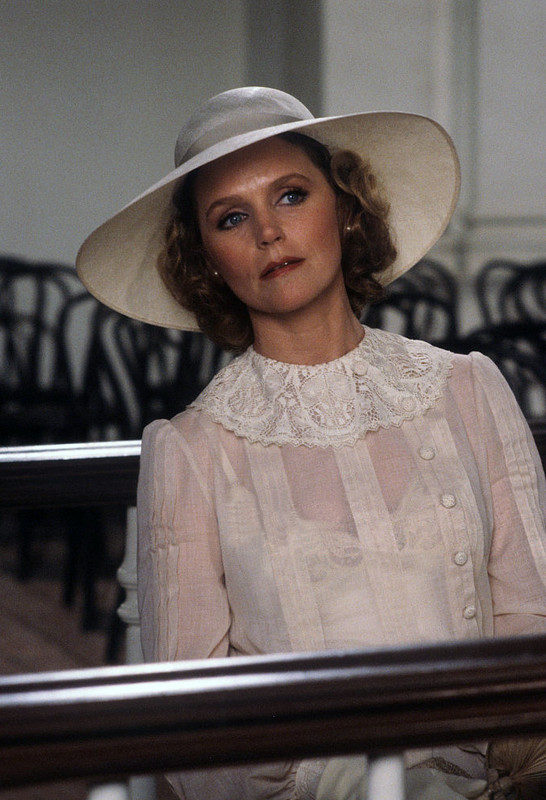 Lee_Remick_c94