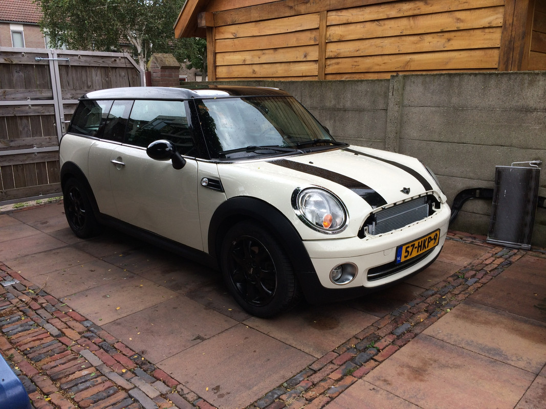 DADDC420-0368-4C14-8884-4A2C0324F91B