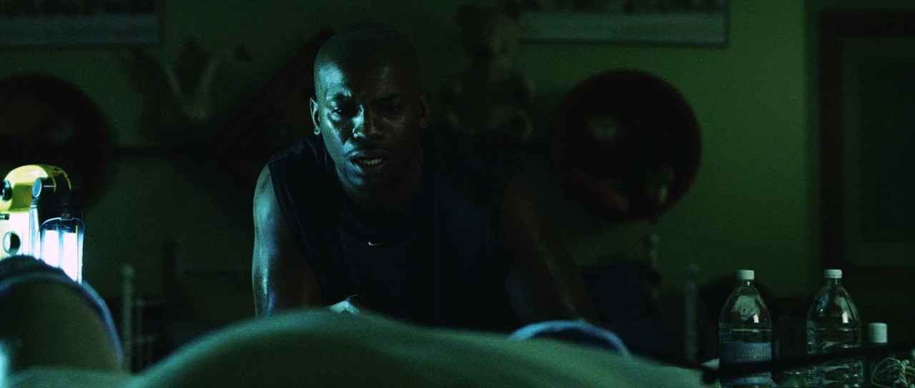 (Vietsub) Dawn Of The Dead 2004 1080p BluRay DTS x264-D-Z0N3.mkv_snapshot_01.11.11.017