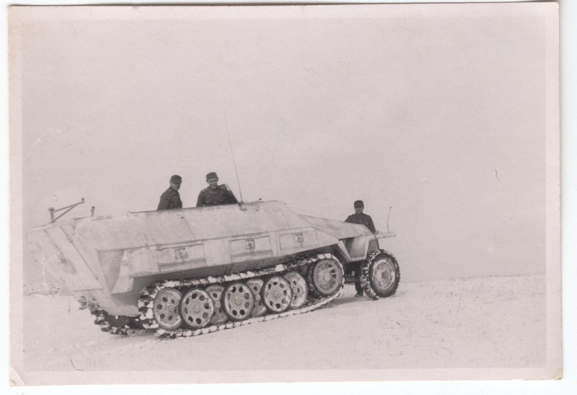 Wehrmacht Panzerjäger Sd.Kfz.251 Camo Winterschl
