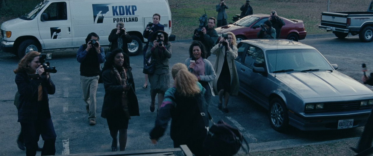 I, Tonya (2017).mkv_snapshot_01.29.57_[2018.03.04_20.44.05]