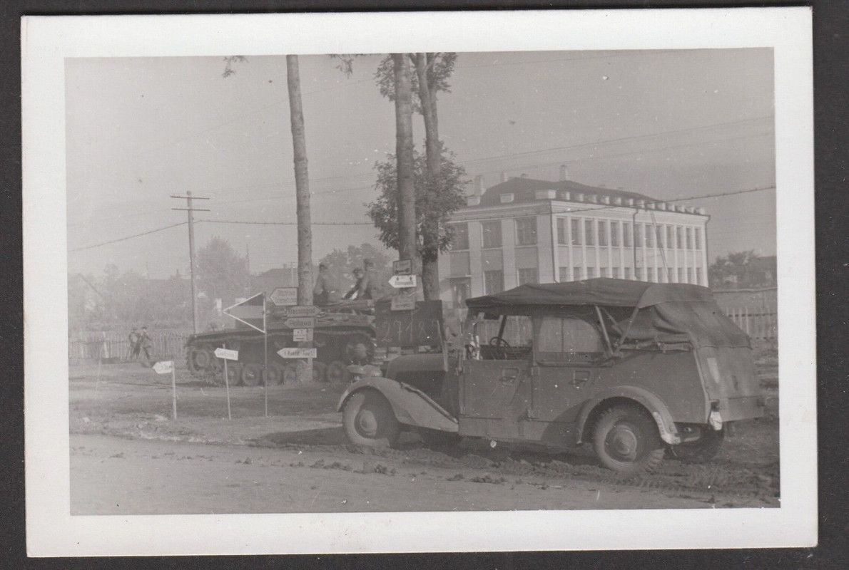 Kübelwagen Panzer Ukraine