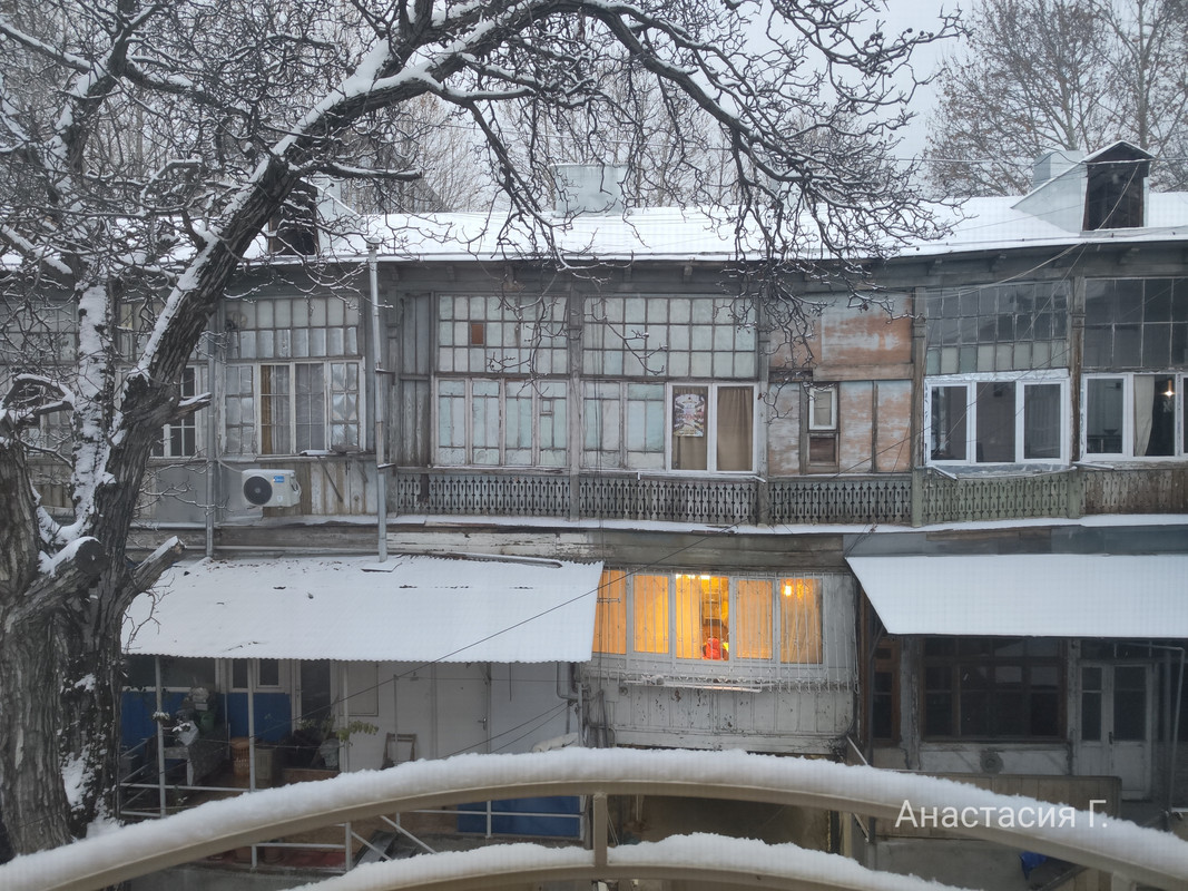 Небольшая весенняя прогулка в городке Рустави (март 2025) Небольшая весенняя прогулка в городке Рустави (март 2025)