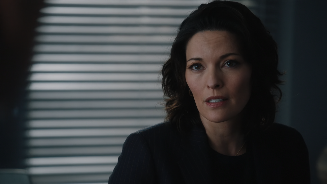 FBI.S04E19.Face.Off.1080p.10bit.AMZN.WEB-DL.DDP5.1.HEVC-Vyndros.mkv_snapshot_03.36_[2022.05.02_11.54