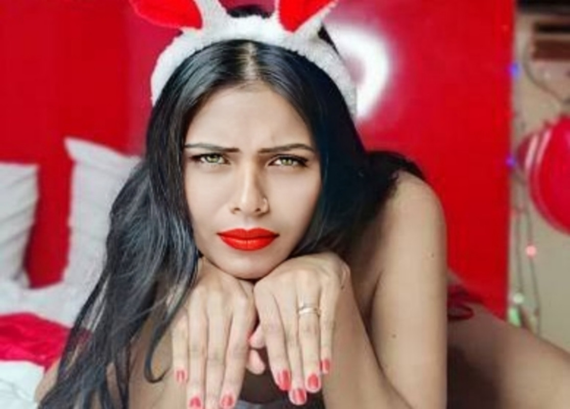 Seductive model in dark lighting