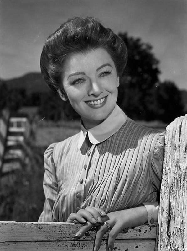 myrna_loy_md04