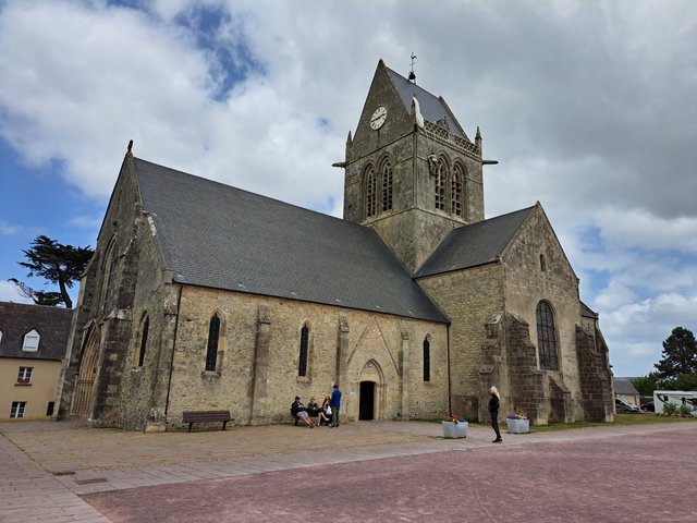Normandía. Desembarco y más (en construcción) - Blogs de Francia - 02/07 MONT SAINT MICHEL-BARFLEUR. Dos noches en Montfarville (5)