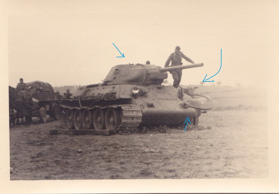 russischer Panzer Typ T 34 sehr frühes Modell Russland