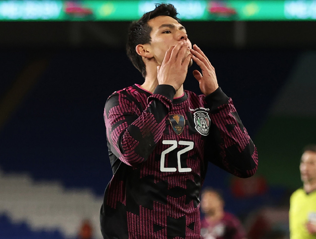 Hirving Lozano llegaría al Real Madrid solo si Hazard y otro más dejan el club