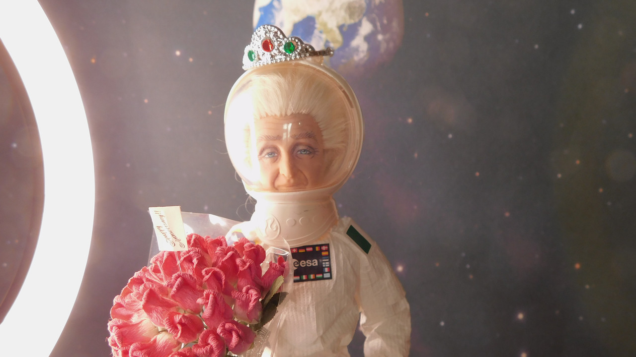 К космонавтике 2024 и барбейское 032