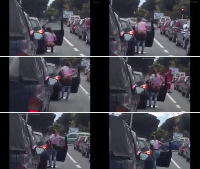 [Image: Pee-in-traffic-3.jpg]