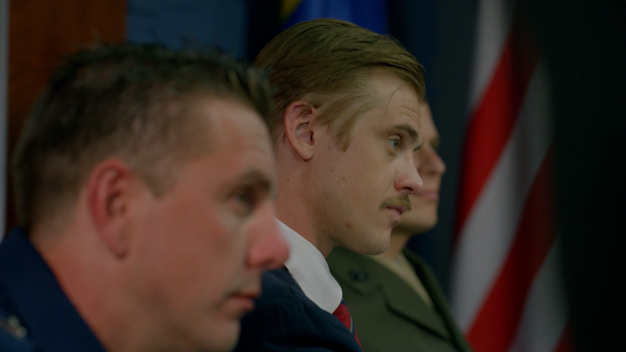 Narcos.S01E05.Ci.sar?.un.futuro.1080p.BluRay.DTS.ITA.AC3.ENG.Sub