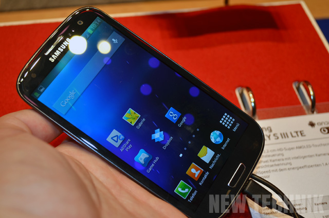 Samsung-Galaxy-S3-4G-LTE-I9305